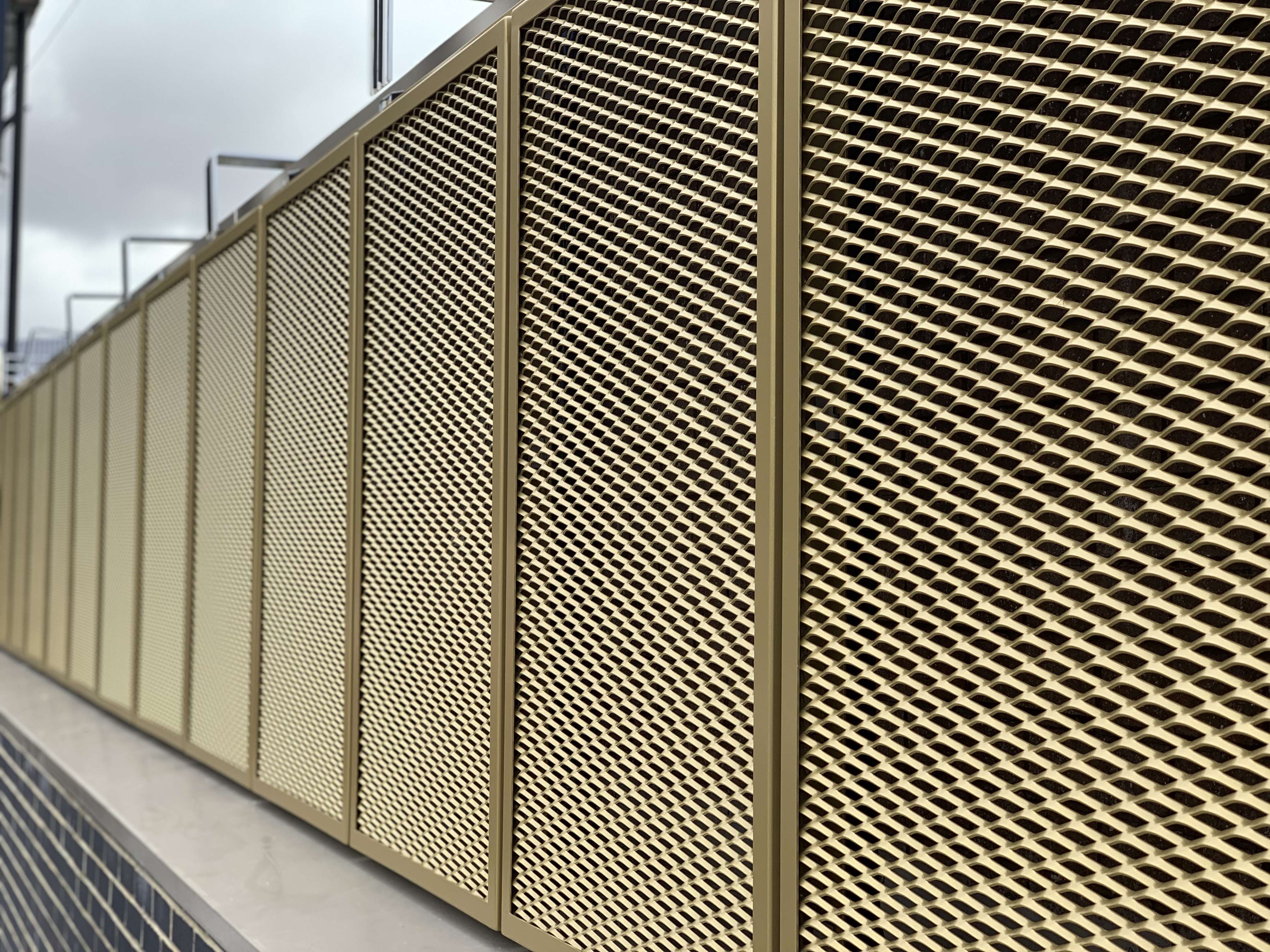 Collaboration produces UK-first expanded metal mesh frame system